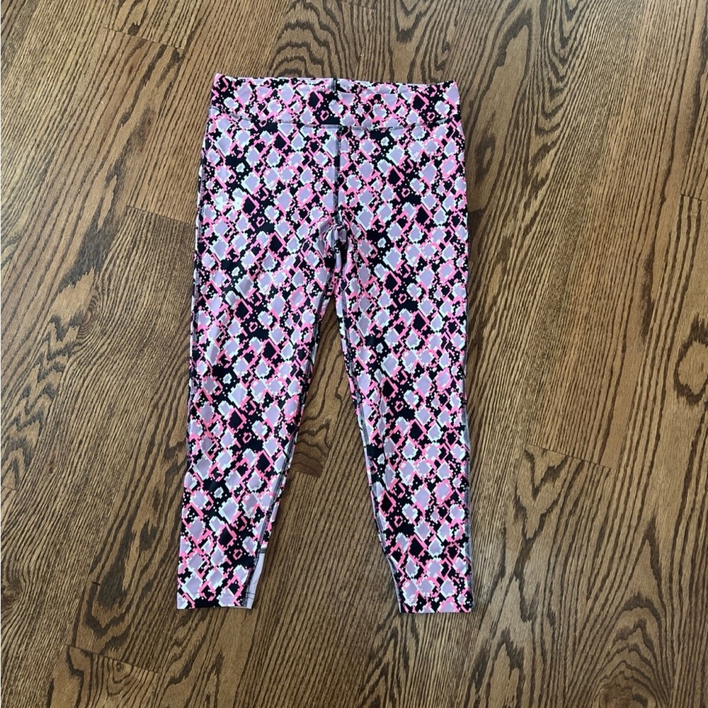 YLG under armour Capri leggings